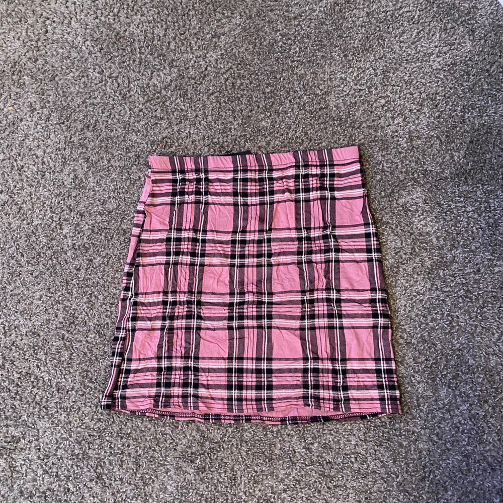 Pretty Little Thing Pink Checker Skirt